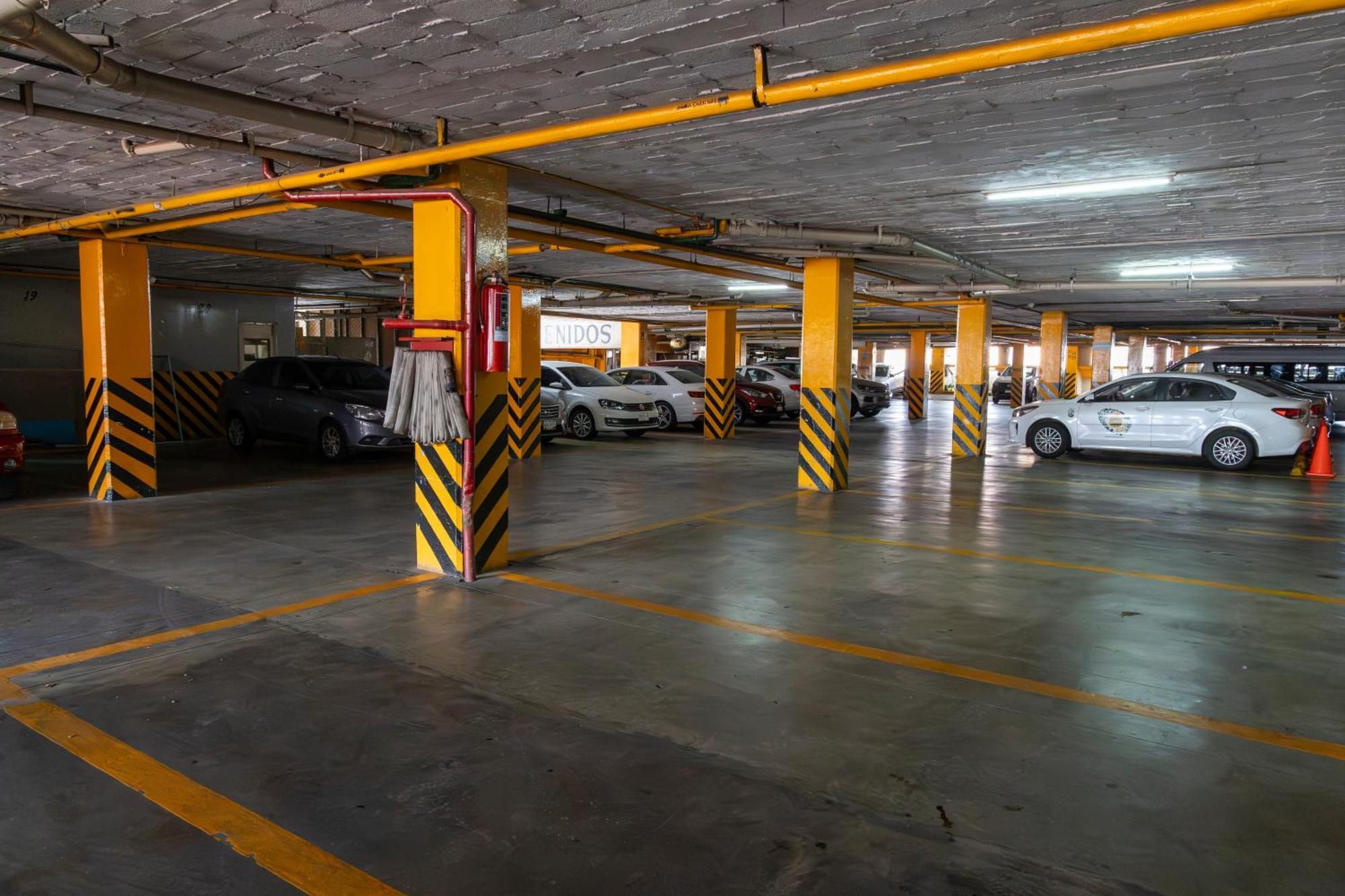 Plaza Uruapan Hotel Kültér fotó